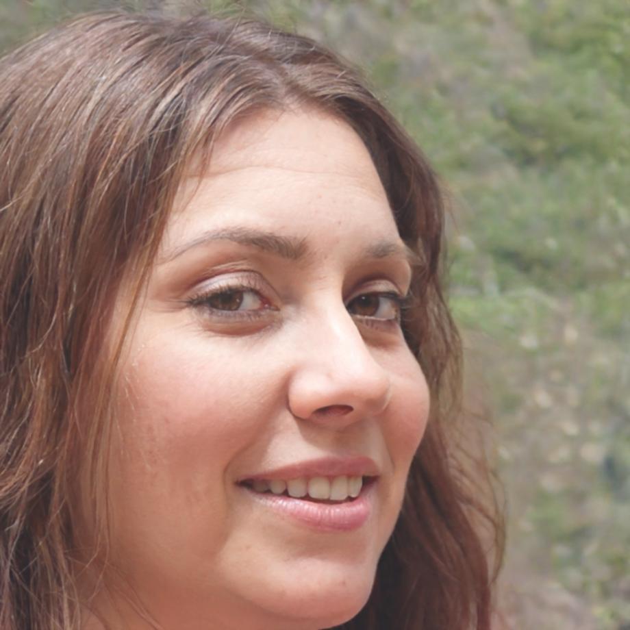 Instructora especializada en diseño de interacción VR